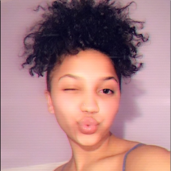 Meet your Posher, Pineapple - Picture 8 of 8